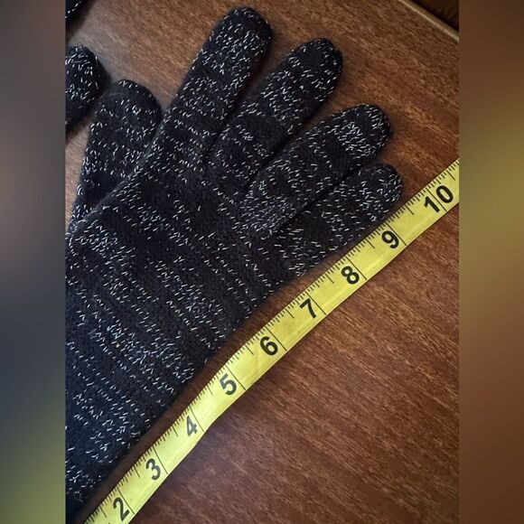 Covington gloves & beanie set - Picture 2 of 6